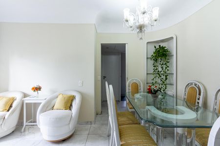 Sala de apartamento à venda com 2 quartos, 55m² em Vila Olímpia, São Paulo