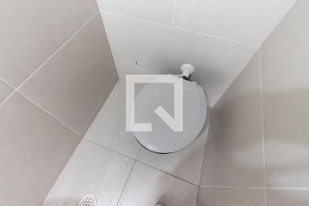 Banheiro de Serviço de casa para alugar com 2 quartos, 160m² em Lapa, São Paulo