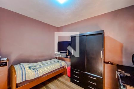 Quarto 2 de casa à venda com 4 quartos, 154m² em Vila Invernada, São Paulo