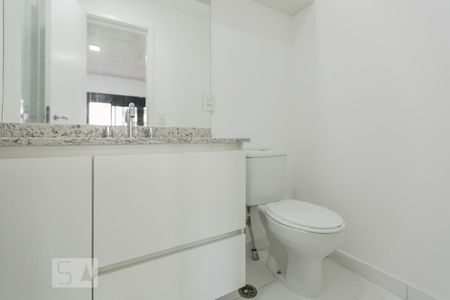 Banheiro de kitnet/studio para alugar com 1 quarto, 30m² em Consolação, São Paulo