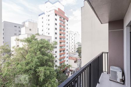 Varanda de kitnet/studio para alugar com 1 quarto, 30m² em Consolação, São Paulo