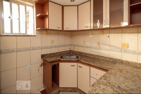 Apartamento à venda com 75m², 2 quartos e sem vagaCozinha