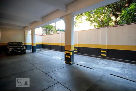 Apartamento à venda com 75m², 2 quartos e sem vagaGaragem