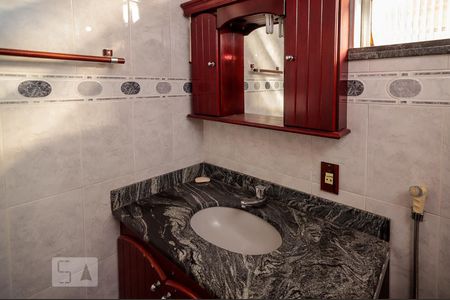 Apartamento à venda com 75m², 2 quartos e sem vagaBanheiro