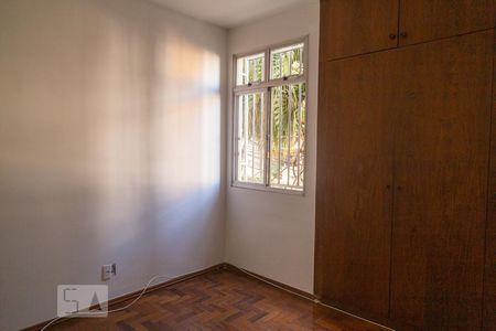 Suíte de apartamento para alugar com 3 quartos, 70m² em Santo Antônio, Belo Horizonte