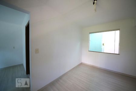 Casa à venda com 206m², 4 quartos e 6 vagasSala