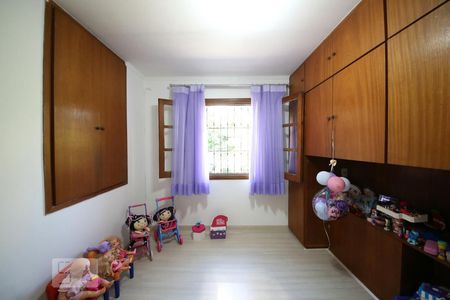 Casa à venda com 206m², 4 quartos e 6 vagasQuarto 2