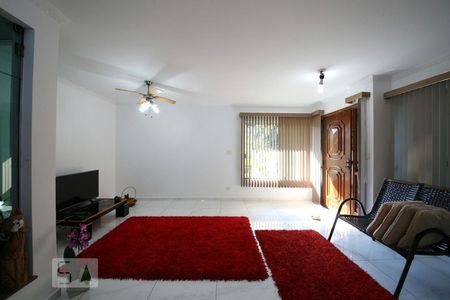 Sala de casa à venda com 4 quartos, 206m² em Jardim Umuarama, São Paulo