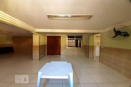 Apartamento para alugar com 59m², 2 quartos e 1 vaga Apartamento para alugar com 59m², 2 quartos e 1 vagaÁrea comum - Salão de festas