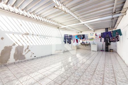 Casa para alugar com 250m², 4 quartos e 2 vagasÁrea de Serviço 