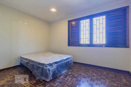 Suíte de apartamento para alugar com 2 quartos, 69m² em Hauer, Curitiba