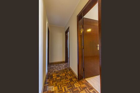 Corredor de apartamento para alugar com 2 quartos, 69m² em Hauer, Curitiba
