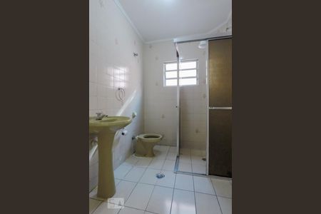 Casa para alugar com 230m², 3 quartos e 2 vagasBanheiro