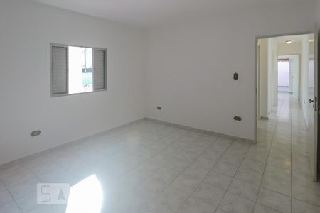 Casa para alugar com 230m², 3 quartos e 2 vagasQuarto 1