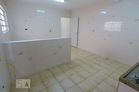 Casa para alugar com 230m², 3 quartos e 2 vagasCozinha
