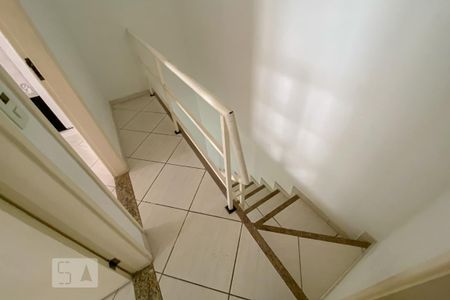 Casa à venda com 70m², 2 quartos e 1 vaga Casa à venda com 70m², 2 quartos e 1 vagaCorredor