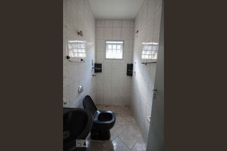 Casa para alugar com 75m², 2 quartos e 1 vagaBanheiro