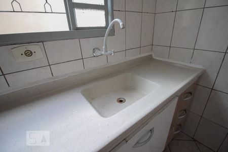 Casa para alugar com 75m², 2 quartos e 1 vagaCozinha