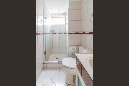 Banheiro de apartamento para alugar com 1 quarto, 40m² em Santana, Porto Alegre