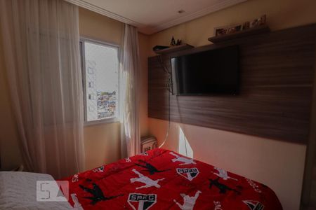 Dormitório 1 de apartamento para alugar com 2 quartos, 47m² em Cocaia, Guarulhos