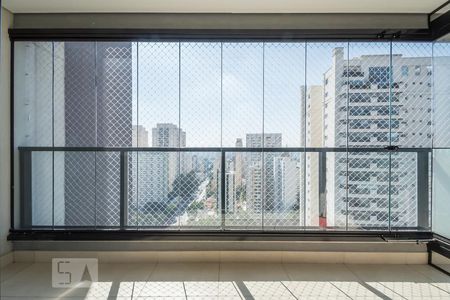 Varanda de kitnet/studio para alugar com 1 quarto, 30m² em Brooklin, São Paulo