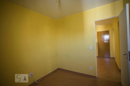 Quarto 1 de apartamento para alugar com 2 quartos, 42m² em Vila Guarani (z Sul), São Paulo