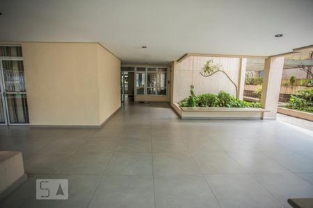 Apartamento para alugar com 42m², 2 quartos e 1 vaga Apartamento para alugar com 42m², 2 quartos e 1 vagaHall de Entrada