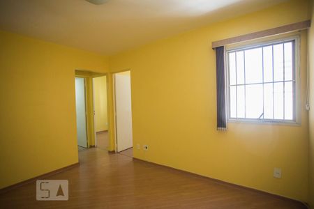 Sala de apartamento para alugar com 2 quartos, 42m² em Vila Guarani (z Sul), São Paulo