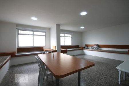 Apartamento para alugar com 55m², 2 quartos e 1 vagaSalão de festas