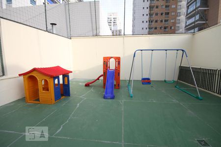 Apartamento para alugar com 55m², 2 quartos e 1 vagaQuadra/ Playground