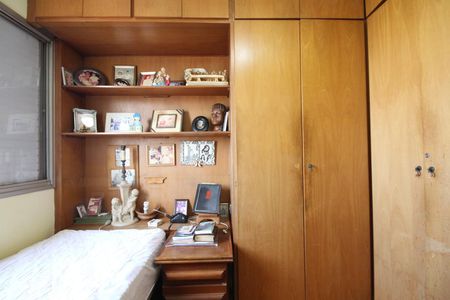 Quarto 2 de apartamento para alugar com 2 quartos, 55m² em Vila Dom Pedro I, São Paulo