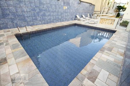 Apartamento para alugar com 55m², 2 quartos e 1 vagaPiscina