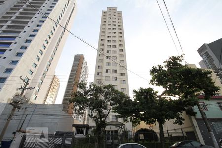 Apartamento para alugar com 55m², 2 quartos e 1 vagaFachada