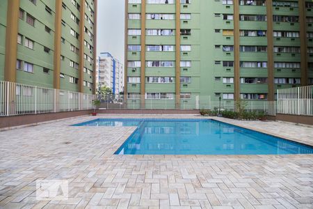 Apartamento para alugar com 64m², 1 quarto e sem vagaPiscina