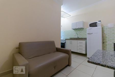 Sala e Cozinha de apartamento à venda com 1 quarto, 40m² em Parque Rural Fazenda Santa Cândida, Campinas