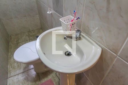 Casa à venda com 100m², 3 quartos e 1 vaga Casa à venda com 100m², 3 quartos e 1 vagaBanheiro 1