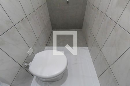 Casa à venda com 100m², 3 quartos e 1 vaga Casa à venda com 100m², 3 quartos e 1 vagaBanheiro de Serviço