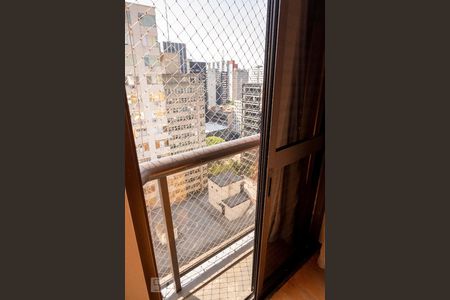 Quarto 1 de apartamento para alugar com 2 quartos, 63m² em Jardim Paulista, São Paulo