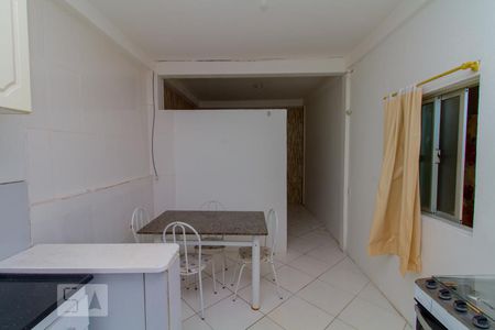 Sala/Cozinha de apartamento para alugar com 1 quarto, 30m² em Jardim Cidade de Florianópolis, São José