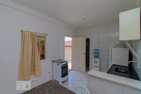 Sala/Cozinha de apartamento para alugar com 1 quarto, 30m² em Jardim Cidade de Florianópolis, São José