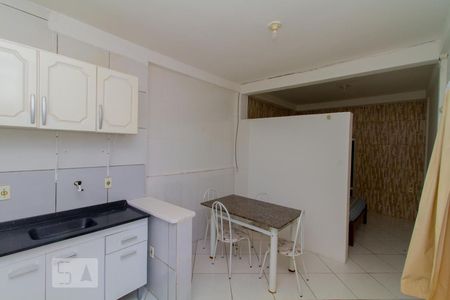Sala/Cozinha de apartamento para alugar com 1 quarto, 30m² em Jardim Cidade de Florianópolis, São José