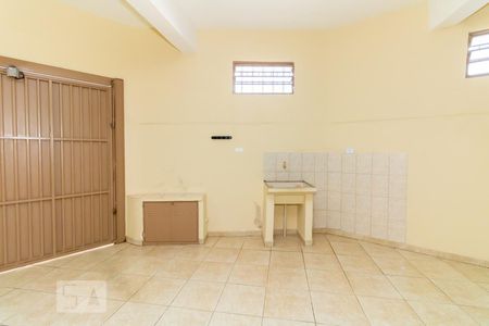 Casa à venda com 138m², 3 quartos e 2 vagasGaragem e Área de Serviço