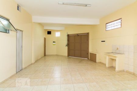 Casa à venda com 138m², 3 quartos e 2 vagasGaragem e Área de Serviço