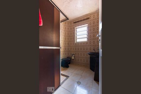 Banheiro Social de casa para alugar com 3 quartos, 135m² em Chácara Inglesa, São Paulo