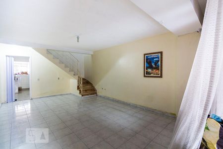 Sala de casa para alugar com 3 quartos, 135m² em Chácara Inglesa, São Paulo