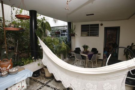 Casa à venda com 400m², 8 quartos e 1 vagaJardim de Inverno