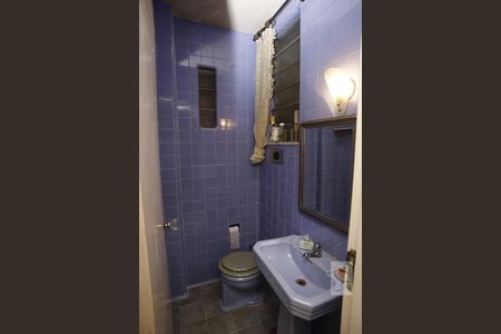 Casa à venda com 400m², 8 quartos e 1 vagaBanheiro 3