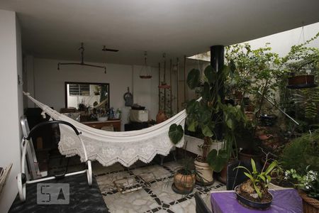 Casa à venda com 400m², 8 quartos e 1 vagaJardim de Inverno