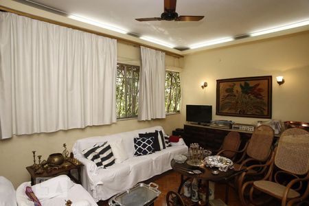 Sala de Estar de casa à venda com 8 quartos, 400m² em Andaraí, Rio de Janeiro