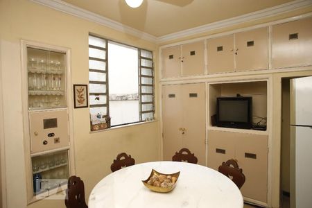 Casa à venda com 400m², 8 quartos e 1 vagaCopa